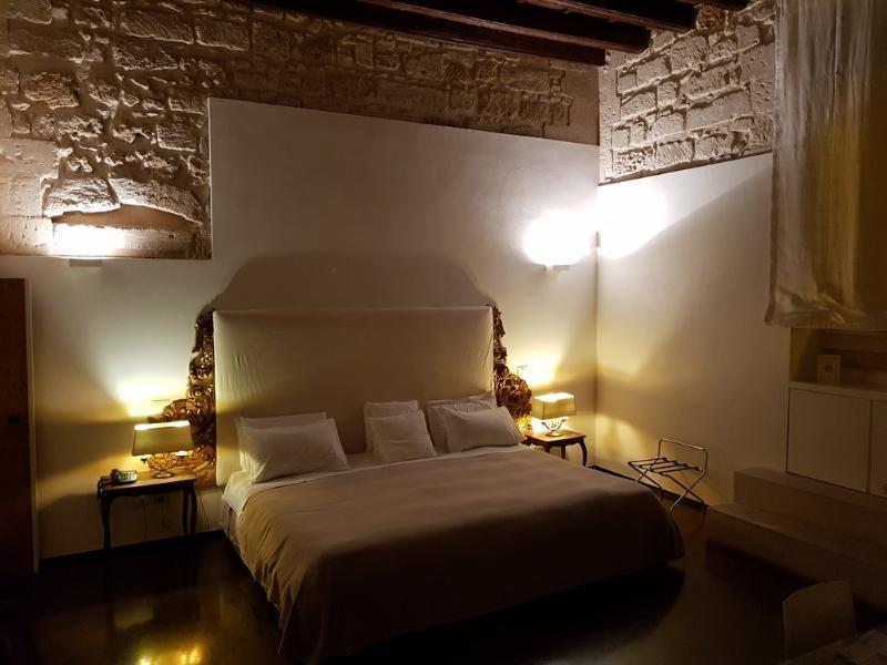 Bed and Breakfast Palazzo Persone Dimora Storica Лечче Экстерьер фото