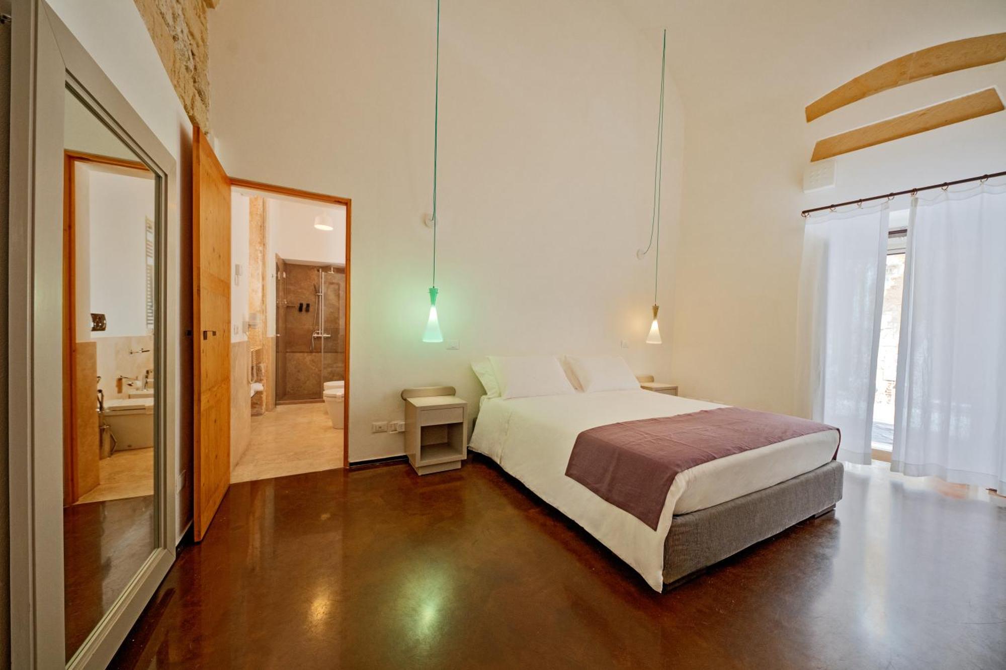 Bed and Breakfast Palazzo Persone Dimora Storica Лечче Экстерьер фото