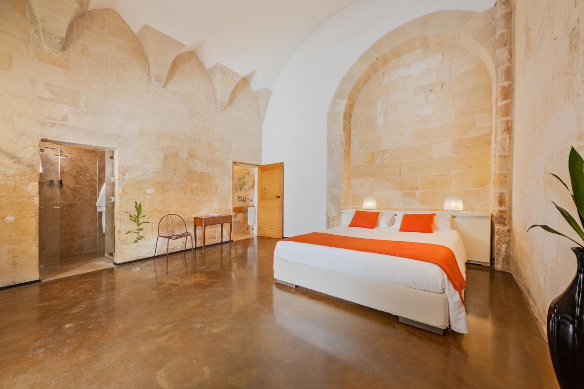 Bed and Breakfast Palazzo Persone Dimora Storica Лечче Экстерьер фото