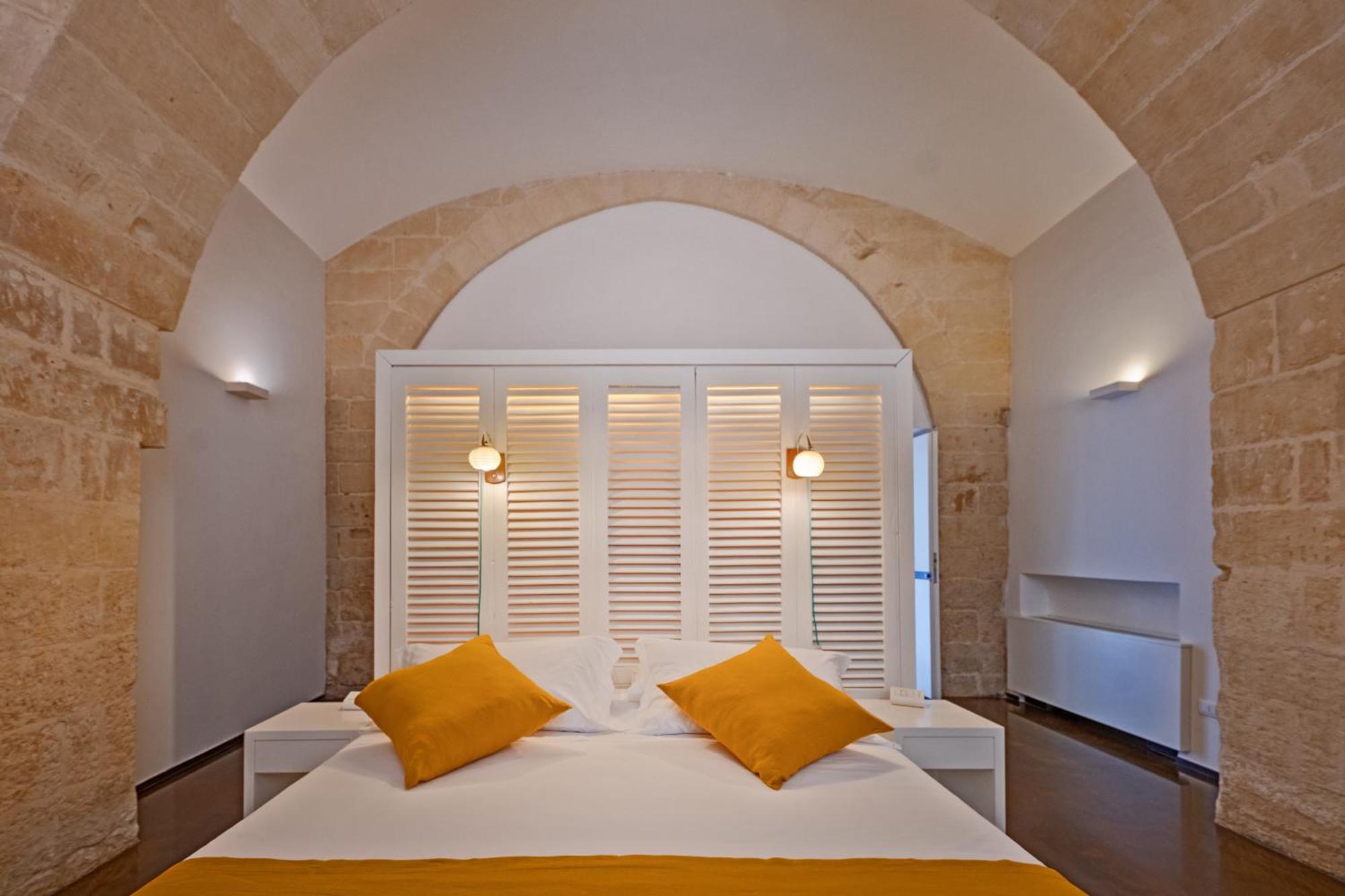 Bed and Breakfast Palazzo Persone Dimora Storica Лечче Экстерьер фото
