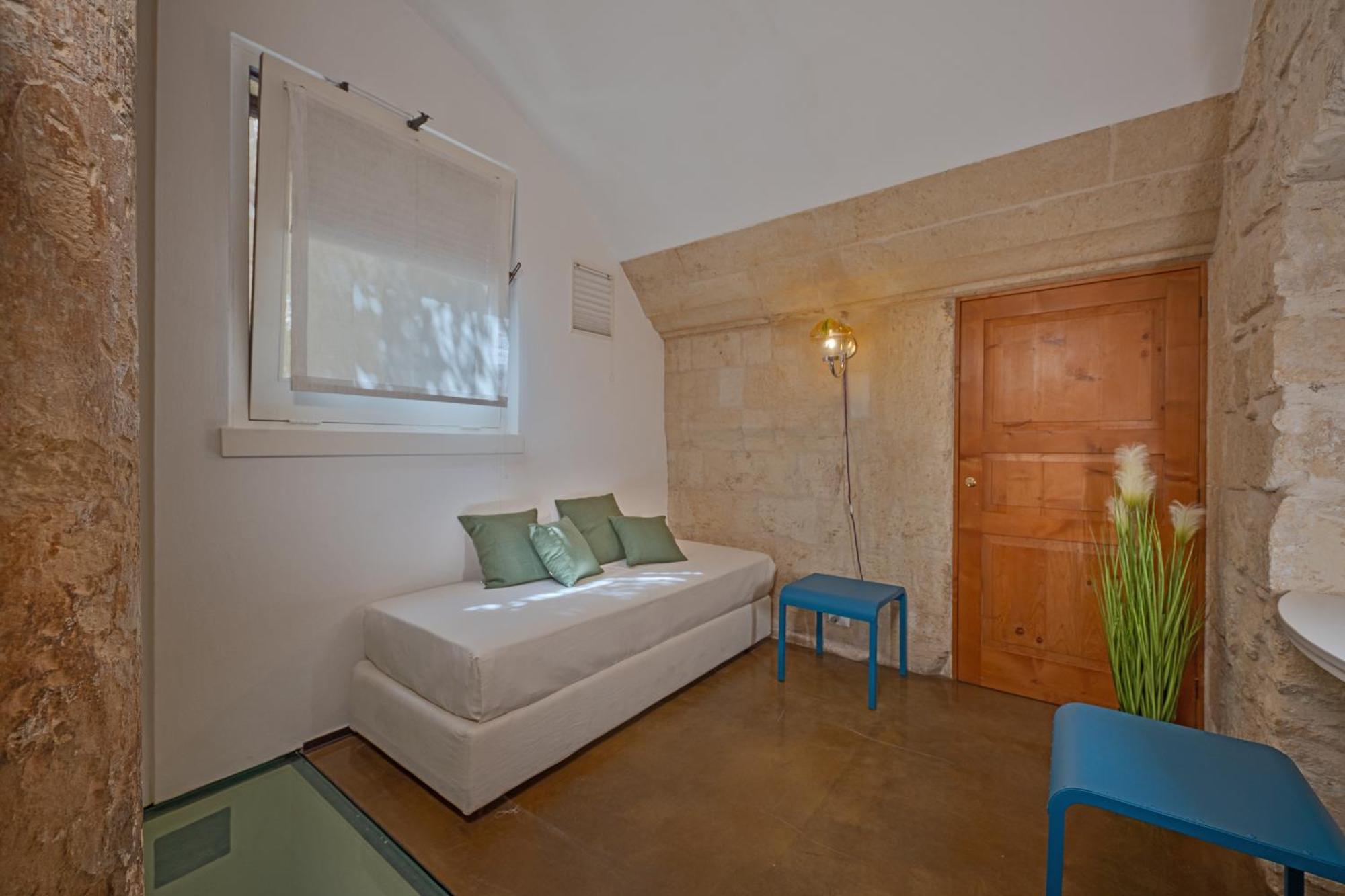 Bed and Breakfast Palazzo Persone Dimora Storica Лечче Экстерьер фото